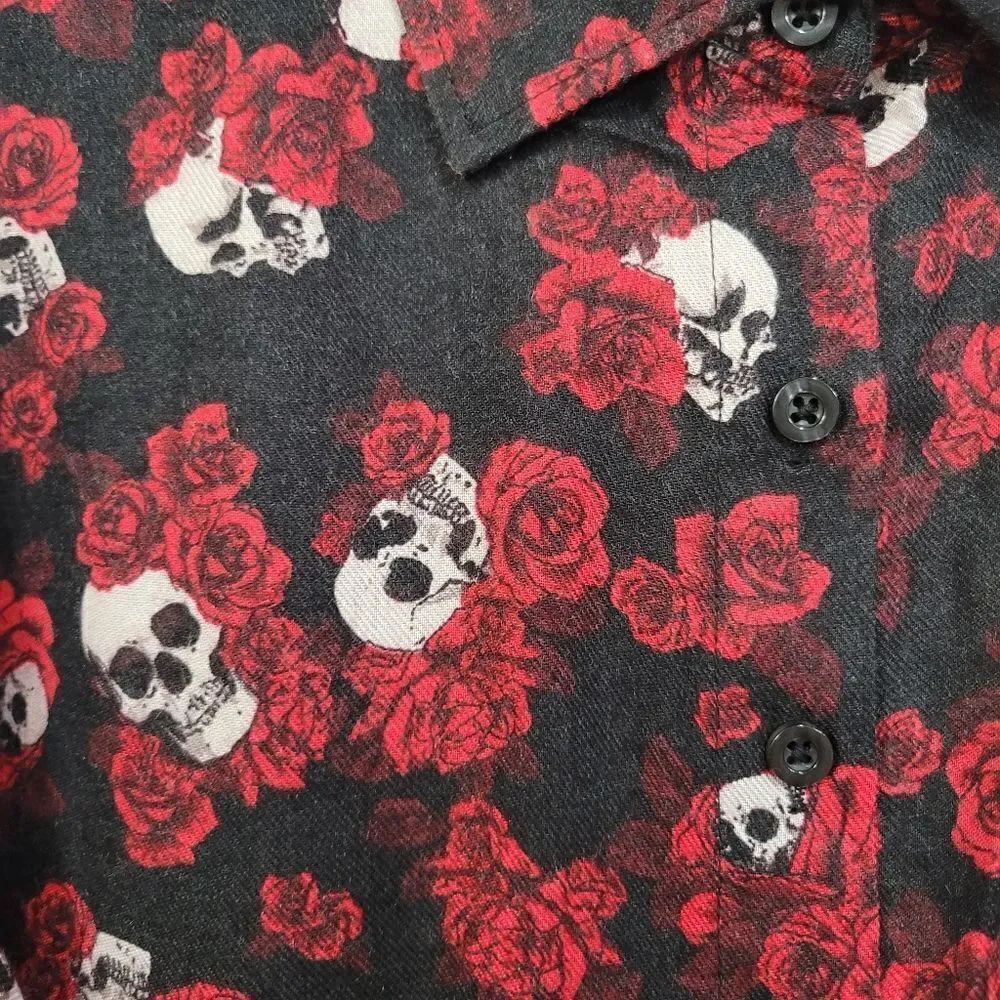 Torrid Skull & Roses Button Up Blouse - Picture 3 of 5